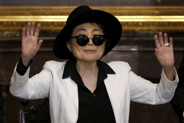 REUTERS/Edgard Garrido Yoko Ono na Cidade do México em 03/02/2016.