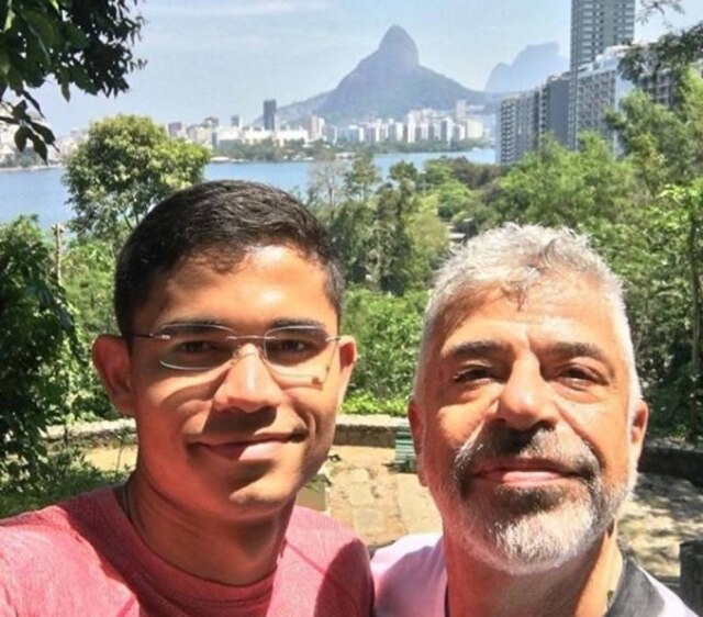 Instagram/@lulusantosoficial Lulu Santos e o namorado Clebson Teixeira