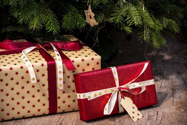 Bru-nO/Pixabay Troca de presentes é uma tradição do Natal em muitas famílias.