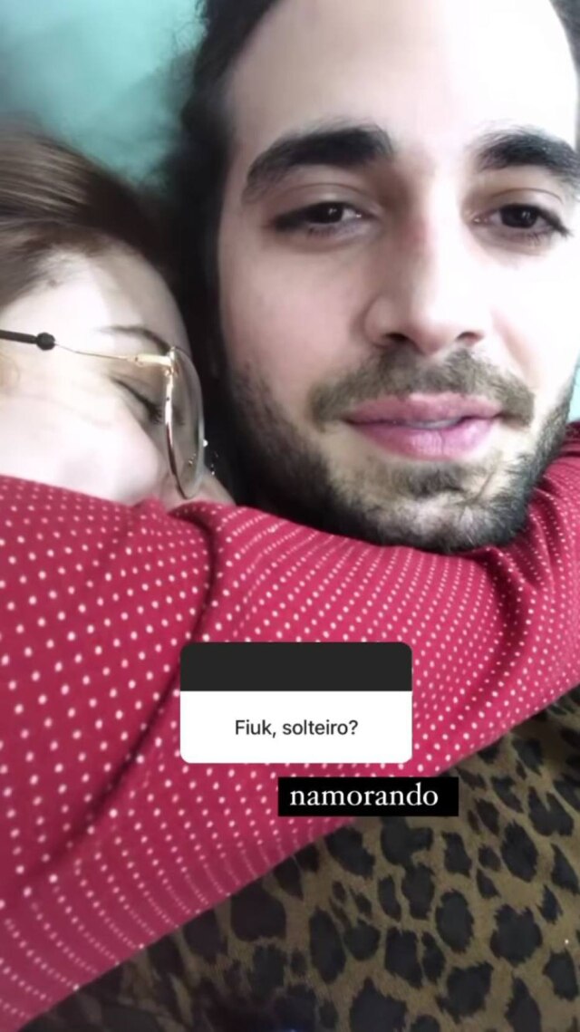 Instagram/ @fiuk Fiuk e Thaisa Carvalho em stories no Instagram