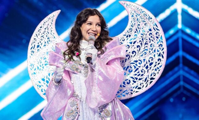 Globo/Kelly Fuzaro A cantora Priscilla Alcântara, vencedora do 'The Masked Singer', na TV Globo