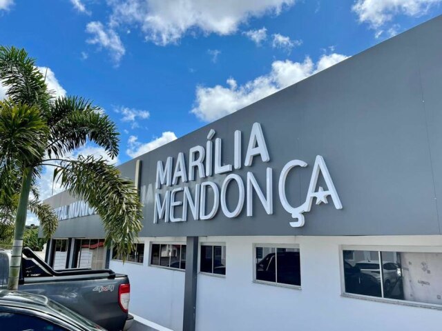 Prefeitura de Cristianópolis Hospital que Marília Mendonça nasceu em Cristianópolis, em Goiânia, muda fachada e homenageia a cantora.