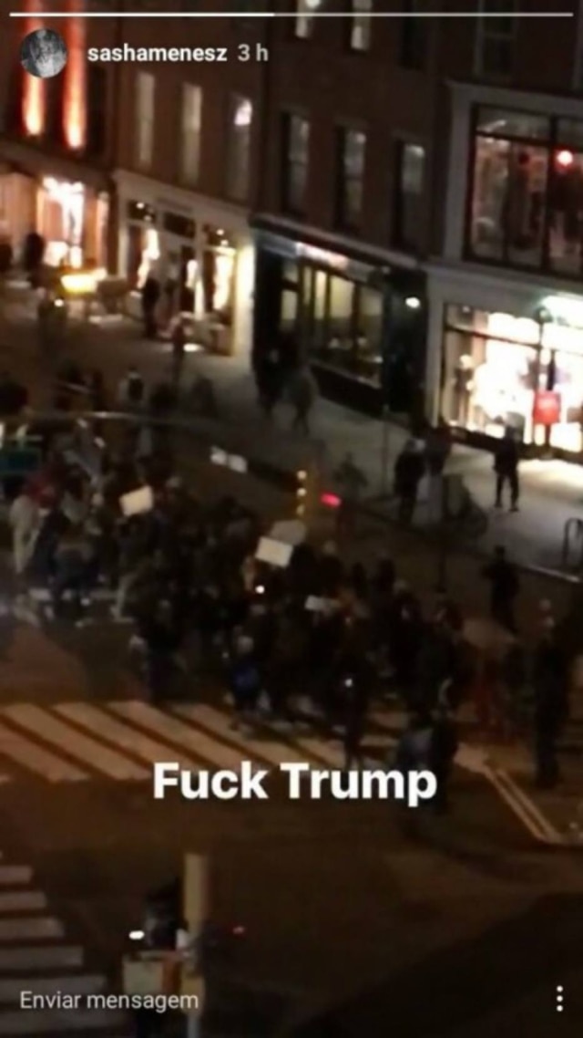 Reprodução/Instagram Filha de Xuxa registrou protesto contra a vitória de Donald Trump em Nova York