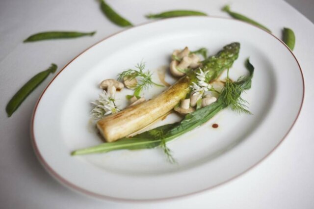 Alex Cretey-Systermans|The New York Times Vegetais no centro do prato e do debate.
