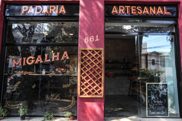 Gabriela Biló|Estadão Fachada da Migalha, que atrai passantes com o cheiro das fornadas