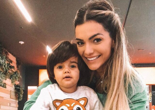 Instagram/@oficialkellykey Kelly Key e o filho Artur.