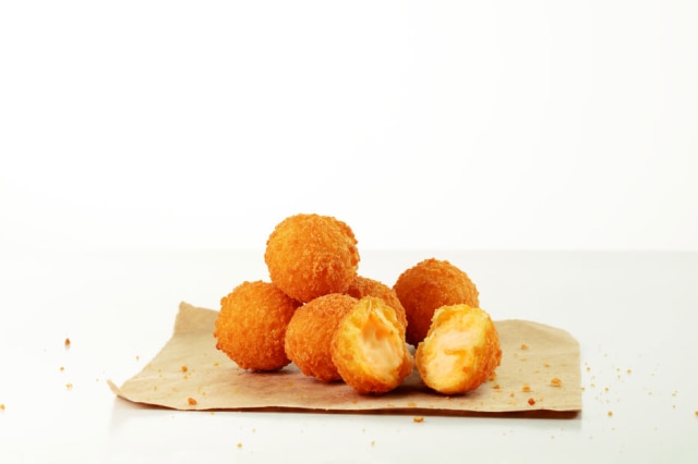 Burger King/Divulgação Novo acompanhamento do Burger King é feito de mandioca e recheado com queijo.
