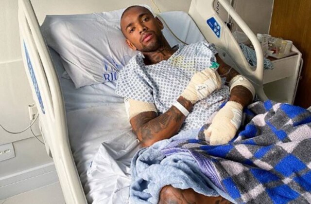 Instagram / @negodoborel Nego do Borel em hospital após cirurgia