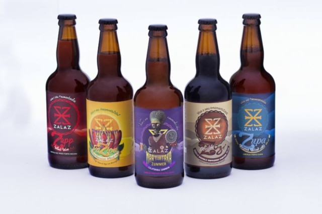 Divulgação Rótulos da cervejaria Zalaz, produzida na serra da Mantiqueira