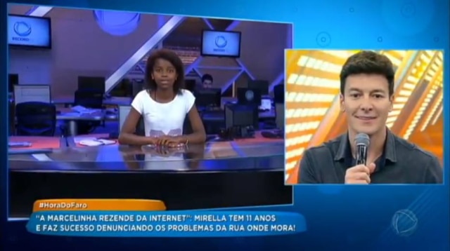 Reprodução de 'Hora do Faro' (2018) / Record TV Momento do 'Programa do Faro' em que a garota é citada como 'Marcelinha Rezende'.