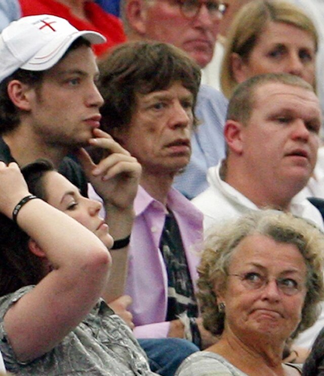 José Manuel Ribeiro / Reuters Mick Jagger torcendo pela Inglaterra nas quartas de final da Copa de 2006, diante de Portugal. O resultado, é claro, foi a eliminação.