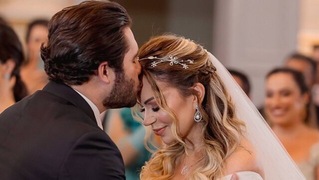 @bergvianas Na última sexta-feira, 4, Solange Almeida e Monilton Moura se casaram em Fortaleza.