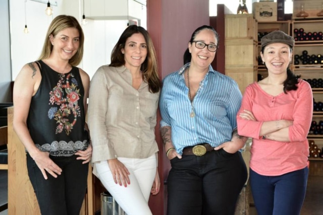 Iara Morselli|Estadão Parte das paulistas. Tatiana Bassi, Carolina Barreto, Paula Labaki e Ligia Karazawa