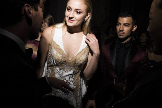 Landon Nordeman/The New York Times Sophie Turner e Joe Jonas anunciaram que estão noivos.