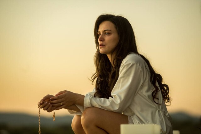 Raquel Cunha/Globo/Divulgação Clara, personagem de Bianca Bin, em 'O Outro Lado do Paraíso'.