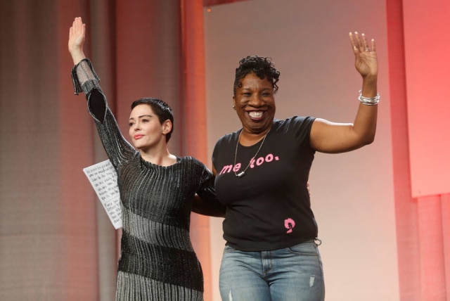 Rebecca Cook/ Reuters Fundadora da campanha #MeToo Tarana Burke e a atriz Rose McGowan falaram em conferência em outubro