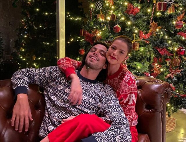 Instagram/@agathaamoreiraa Agatha Moreira e Rodrigo Simas se conheceram quando interpretaram irmãos em 'Malhação'