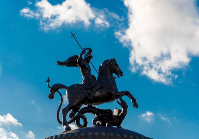 Pixabay/Blass_werden A restauração malfeita de uma estátua do século 16 representando Sâo Jorge viralizou nas redes sociais