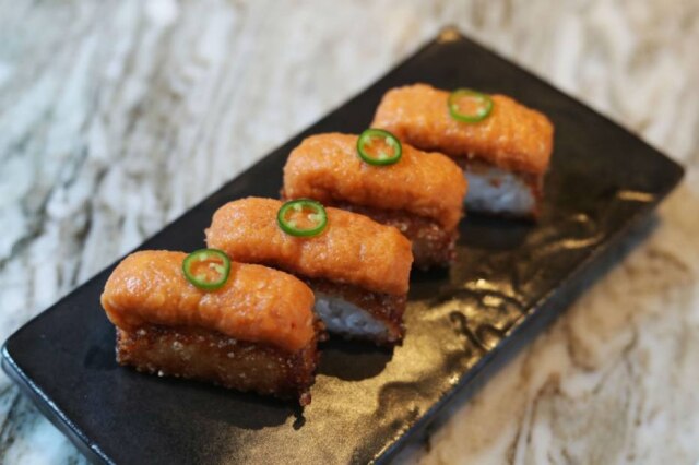 Alex Silva|Estadão Crispy. De salmão ou atum é bem picante