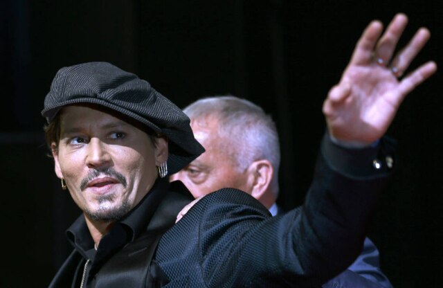 Shizuo Kambayashi/ AP Johnny Depp em estreia de filme em Tokio, em junho de 2017