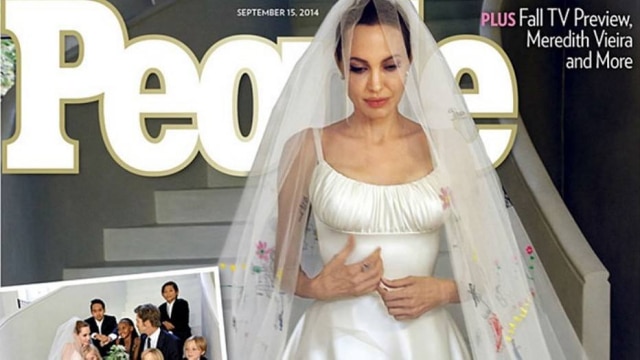 Reprodução Revista People Angelina Jolie e o véu feito com desenhos dos filhos: amor maduro