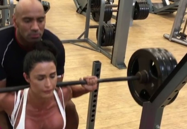 Instagram/ @graoficial Gracyanne costuma postar vídeos seus no Instagram fazendo musculação