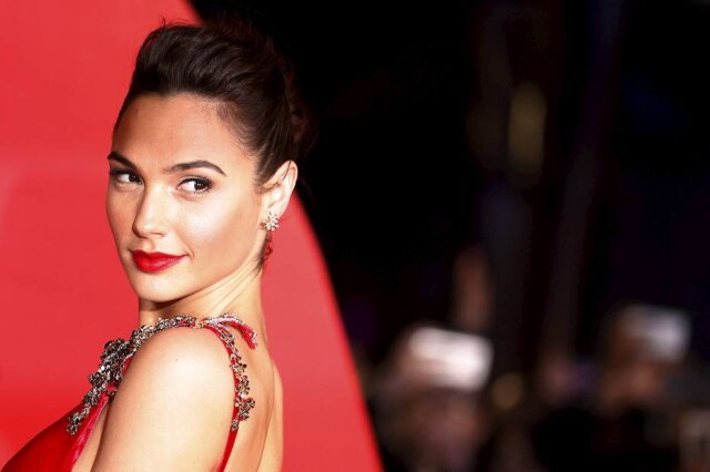 Luke McGregor / Reuters A atriz Gal Gadot interpreta a Mulher-Maravilha em 'Liga da Justiça'