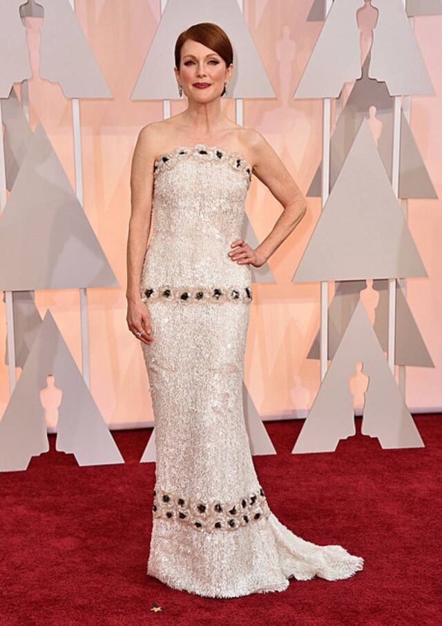 AP Julianne Moore de Chanel