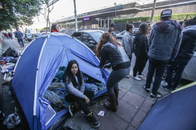 Gabriela Biló/ Estadão Ana Carolina chegou na fila no dia 27 de abril e já dormiu um mês seguido no acampamento
