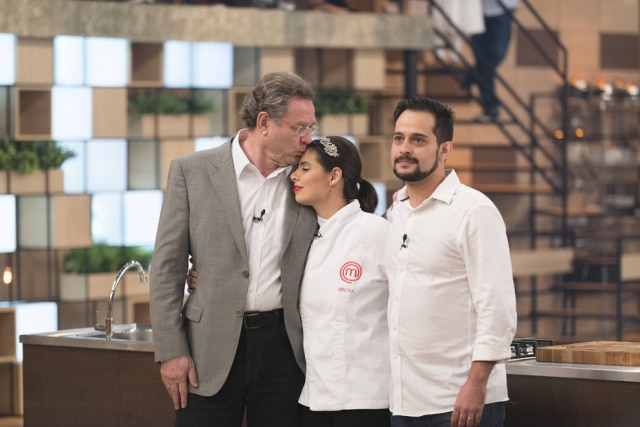 Carlos Reinis/Band Bruna Chaves foi acompanhada por seu pai, José Antonio, e pelo marido, Felipe de Mata