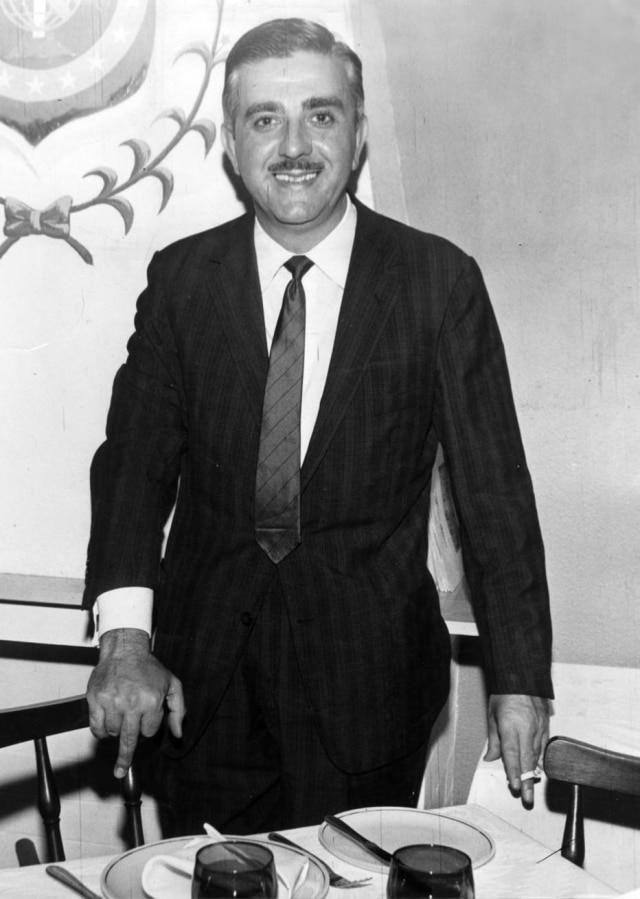 Arquivo / Estadão O apresentador Helio Ansaldo em foto de 1967.
