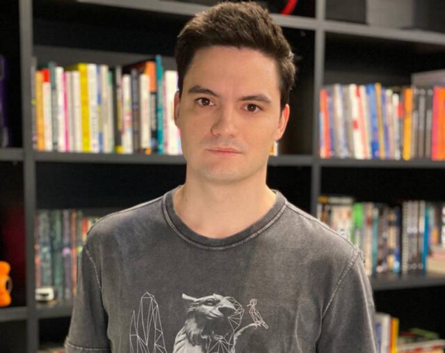 Felipe Neto/Divulgação Felipe Neto diz que família, amigos e acompanhamento médico o têm ajudado a lidar com a depressão.