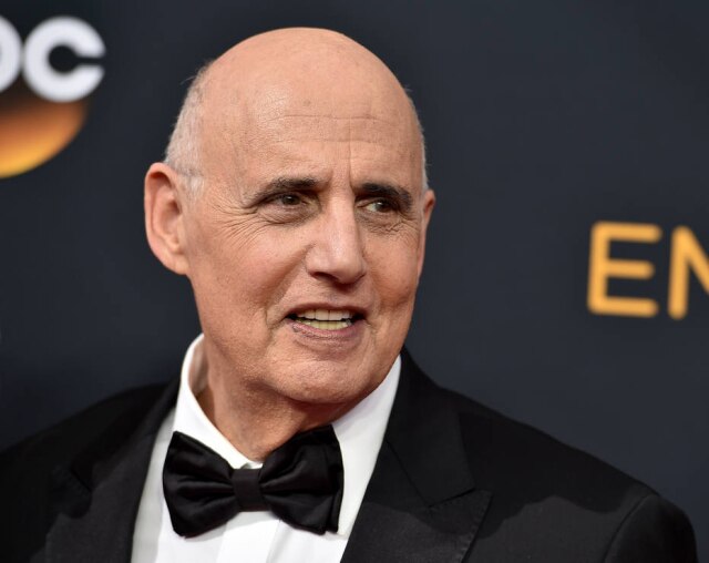 Jordan Strauss/Invision/AP Vencedor do Emmy e do Globo de Ouro de Melhor Ator, Jeffrey Tambor é acusado de assédio sexual por ex-assistente