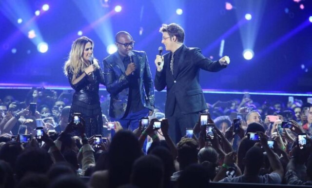 Divulgação/Multishow Tatá Werneck, Thiaguinho e Fábio Porchat apresentaram o Prêmio Multishow