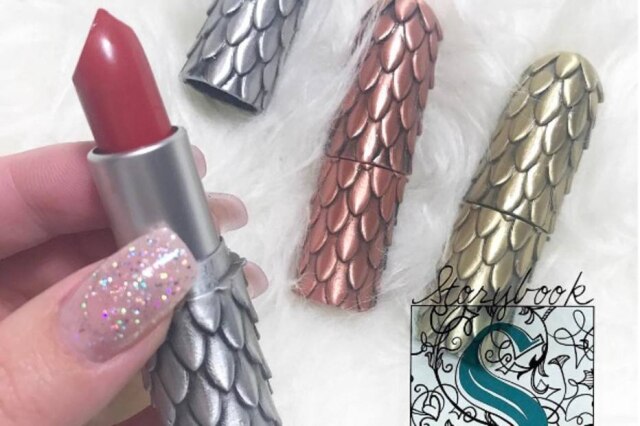 www.instagram.com/storybookcosmetics/ A nova linha de batons foi inspirada em Game of Thrones.