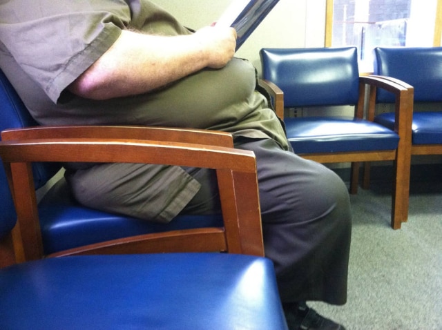 Creative Commons Pessoas com circunferência abdominal aumentada têm tendência a desenvolverem pré-diabete