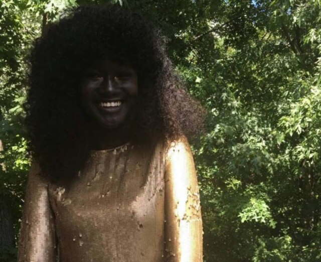 Reprodução/Instagram Khoudia Diop, a "deusa da melanina".