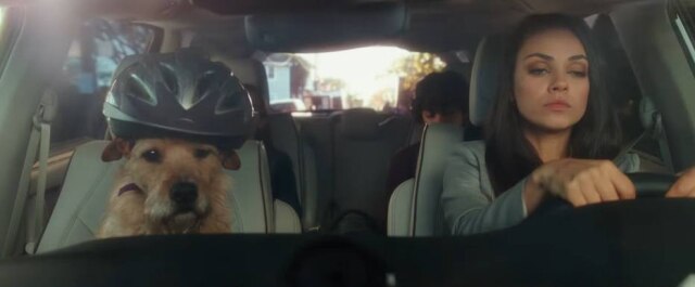 Reprodução de cena do filme 'Perfeita É A Mãe' (2016) / STX A atriz Mila Kunis.