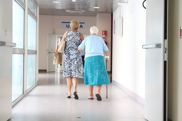 Pixabay Dia Mundial de Conscientização da Doença de Parkinson é celebrado em 11 de abril.