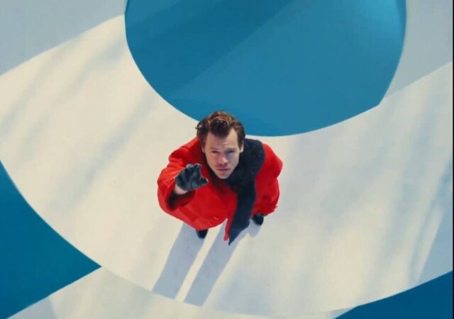 Youtube/ Harry Styles Harry Styles em cena do clipe de 'As It Was'