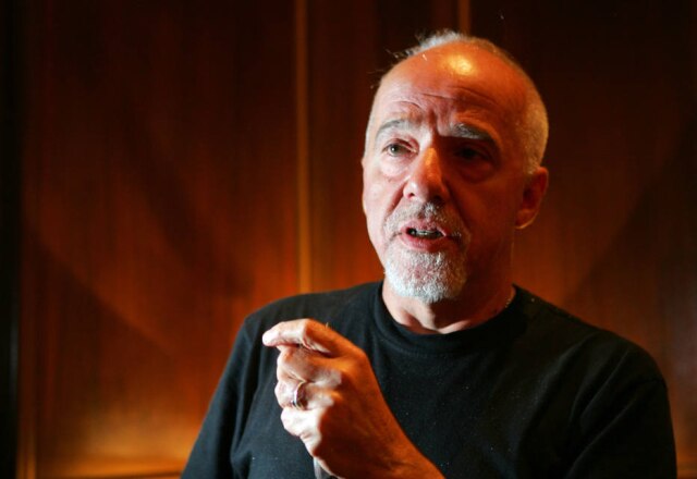 Ernesto Rodrigues/Estadão - 18/6/2006 O escritor brasileiro Paulo Coelho, autor de obras como 'O Alquimista'