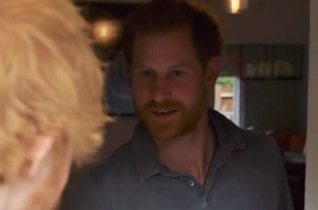 Instagram / @sussexroyal Príncipe Harry 'recebe' Ed Sheeran