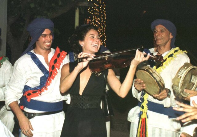 Ricardo Ayres / Estadão Giovanna Antonelli na festa de encerramento da novela 'O Clone' na churrascaria Porcão em junho de 2002.