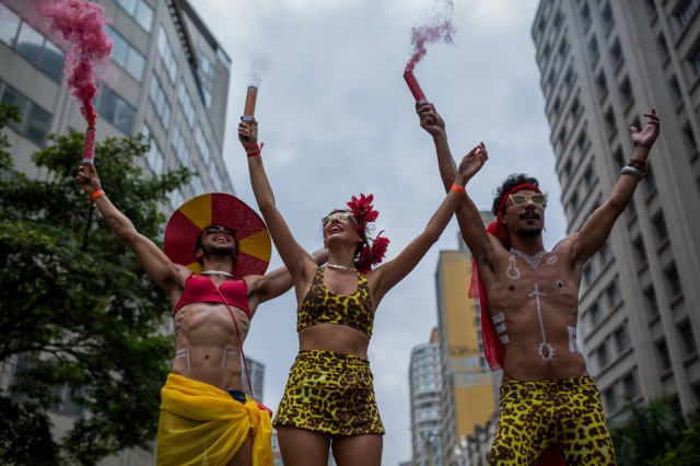 Victor Moriyama Rodrigo Guima, Raphaela Barcalla e Thiago Borba, o trio por trás do bloco Tarado Ni Você