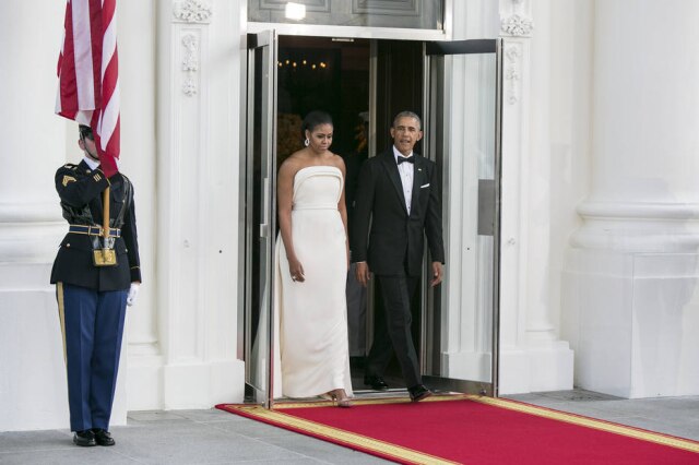 Al Drago/The New York Times Em um jantar oficial na Casa Branca para Singapura, Michelle Obama usou um vestido criado pelo stylist de Lady Gaga.