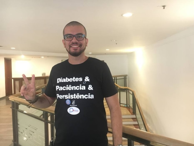 Ludimila Honorato/Estadão Pablo Silva, diabético tipo 1, criou o blog 'Eu e a Bete'.