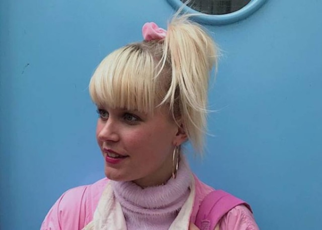 Instagram / @colorplease Cécile Loreen, considerada a 'sósia' de Xuxa nos Países Baixos