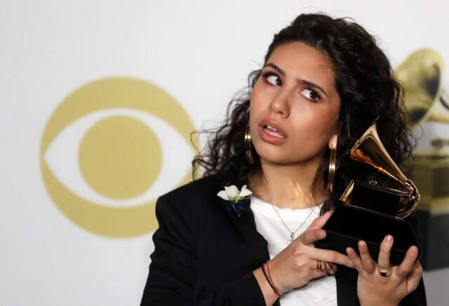 Carlo Allegri / Reuters Alessia Cara ganhou o prêmio de artista revelação no Grammy