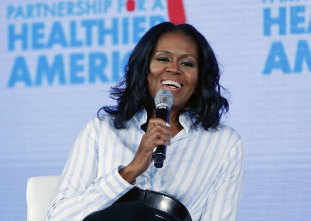 Michelle Obama lanÃ§ou livro de memÃ³rias em que fala mais sobre si e a vida como primeira-dama.