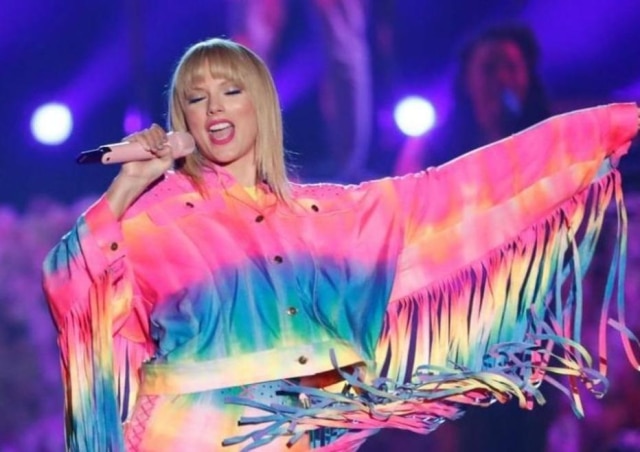 REUTERS/Mario Anzuoni Taylor Swift durante show em Carson, na Califórnia.